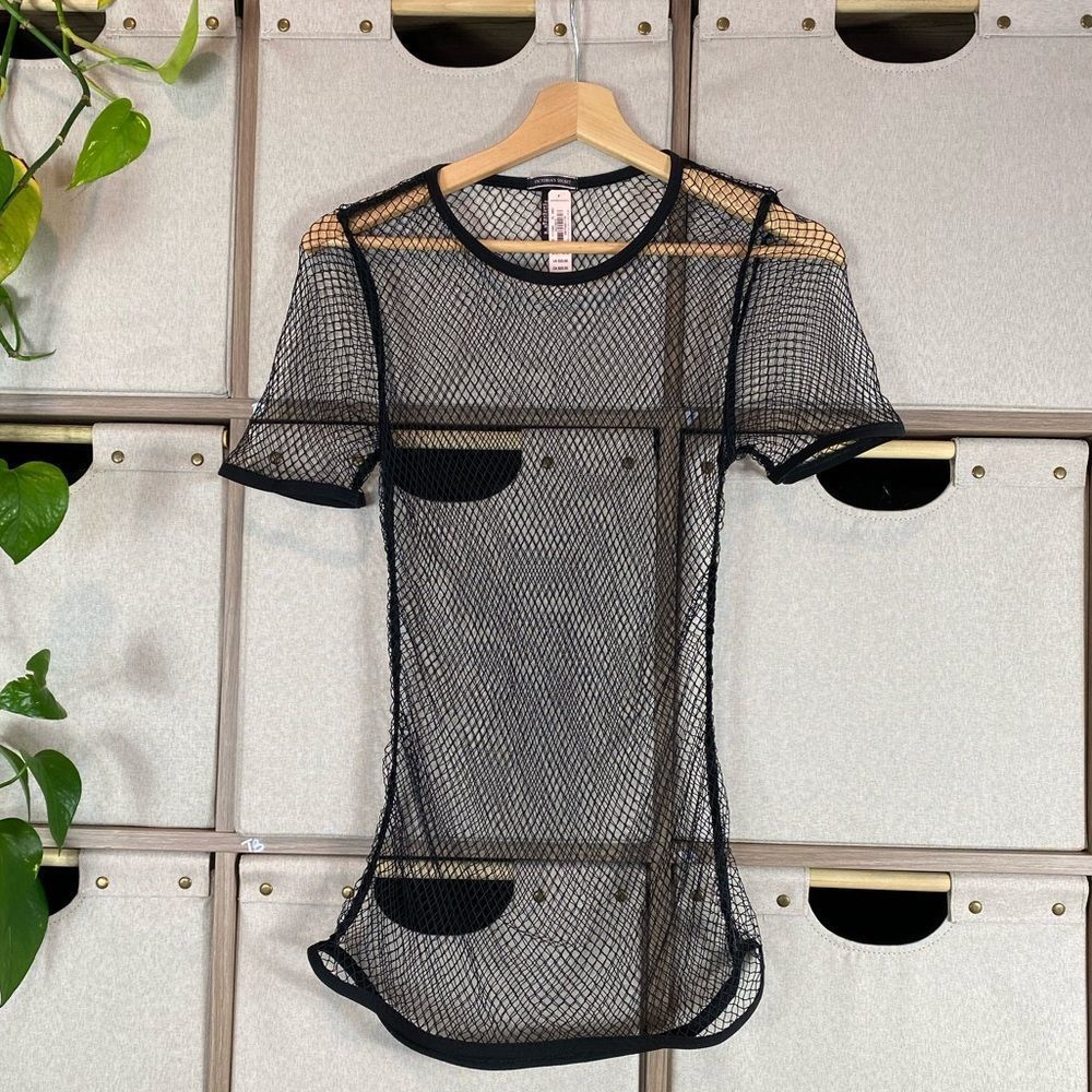 Fishnet tee Like New
